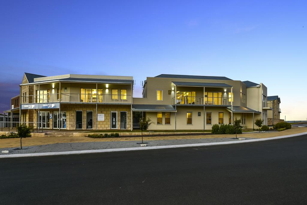 Aloha Waterfront Properties Robe Exterior foto