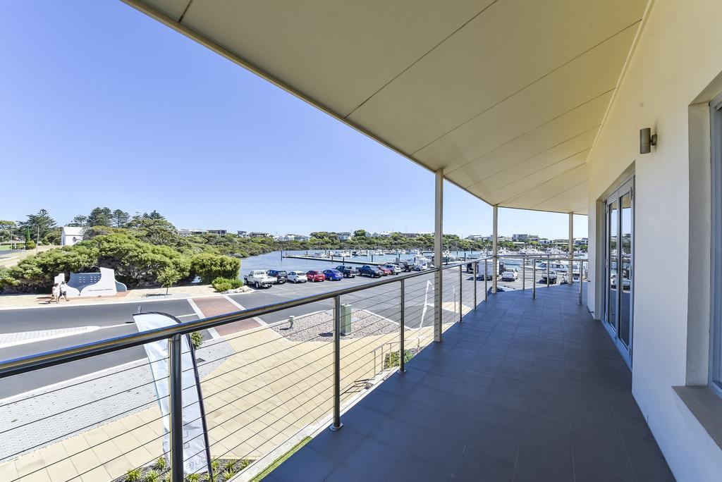 Aloha Waterfront Properties Robe Exterior foto
